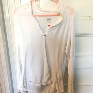 Medium dri fit Nike 1/4 zip pullover